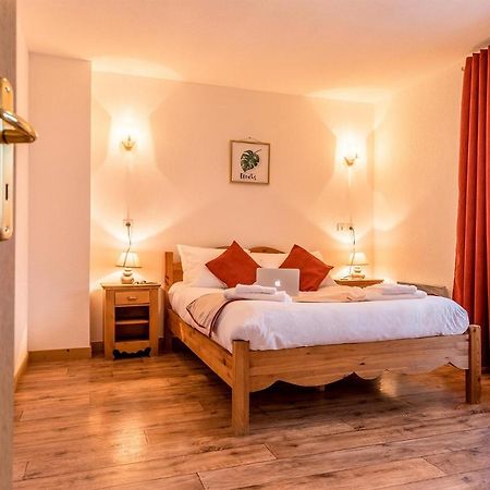 Madame Vacances Les Chalets Du Berger Premium*** La Féclaz Esterno foto