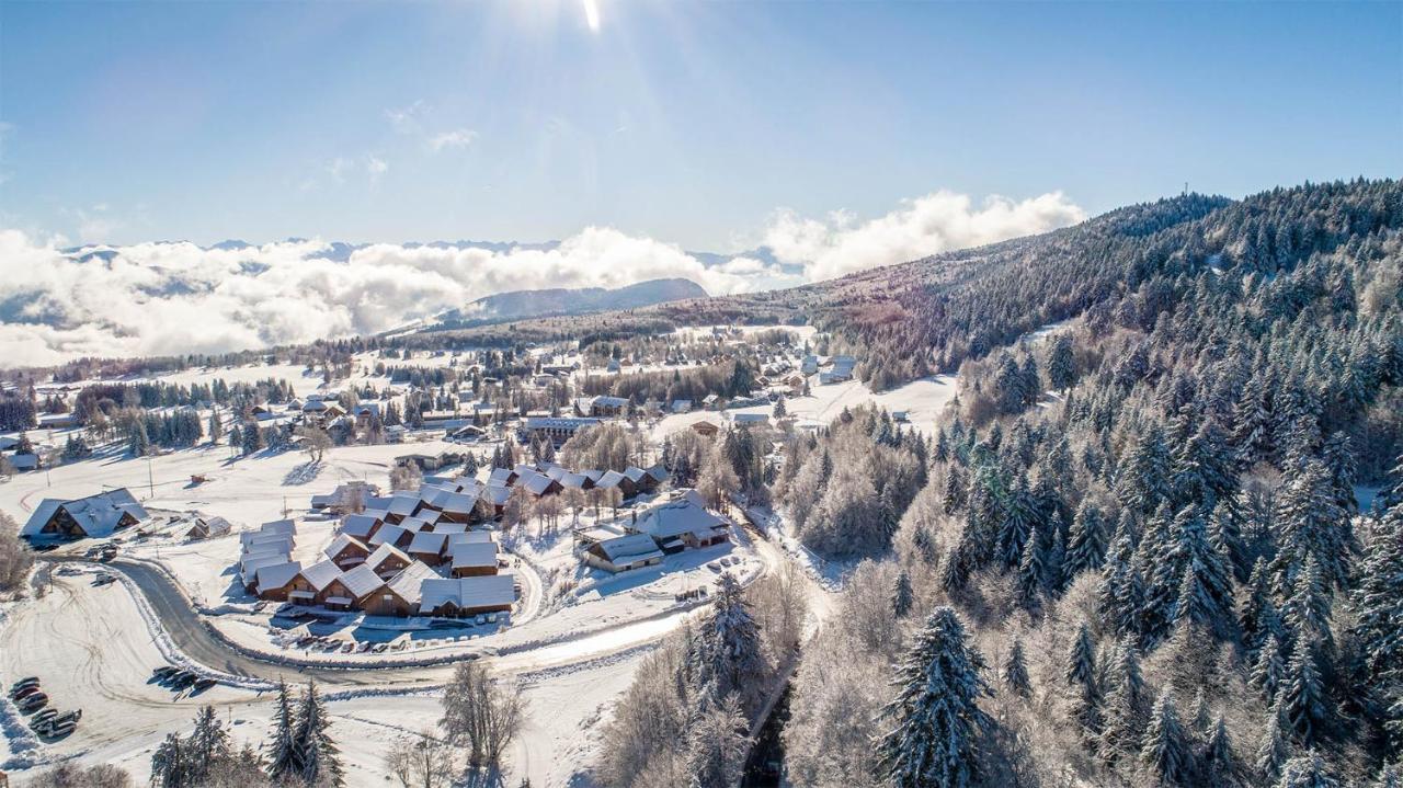 Madame Vacances Les Chalets Du Berger Premium*** La Féclaz Esterno foto